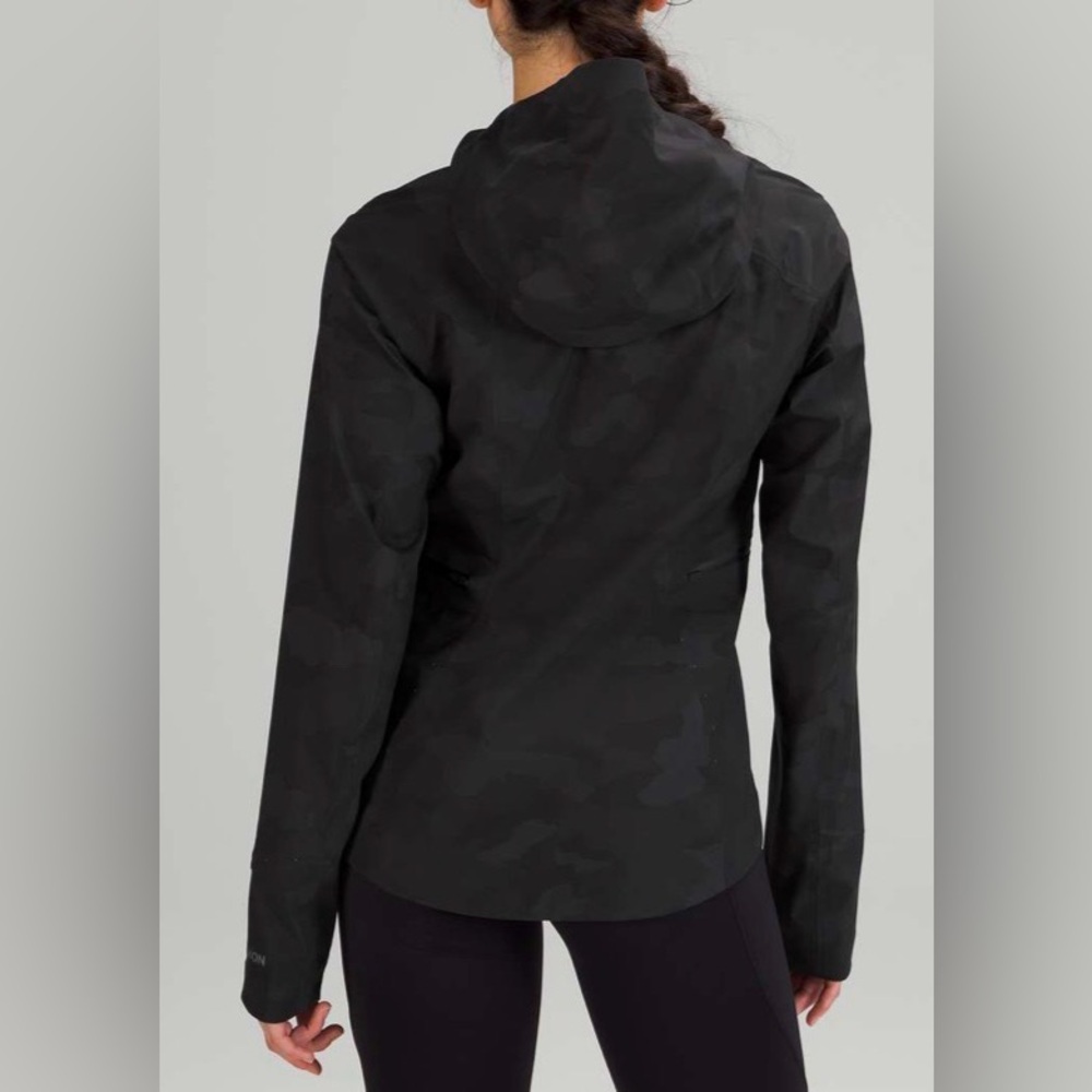 NWOT NEW Lululemon Break a Trail Jacket Heritage 365 Camo Deep Coal Multi - Picture 4 of 11